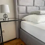 Vip Апартаменты *