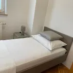 Vip Split